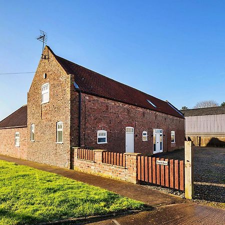 Finest Retreats - South Barn Villa Winestead Buitenkant foto