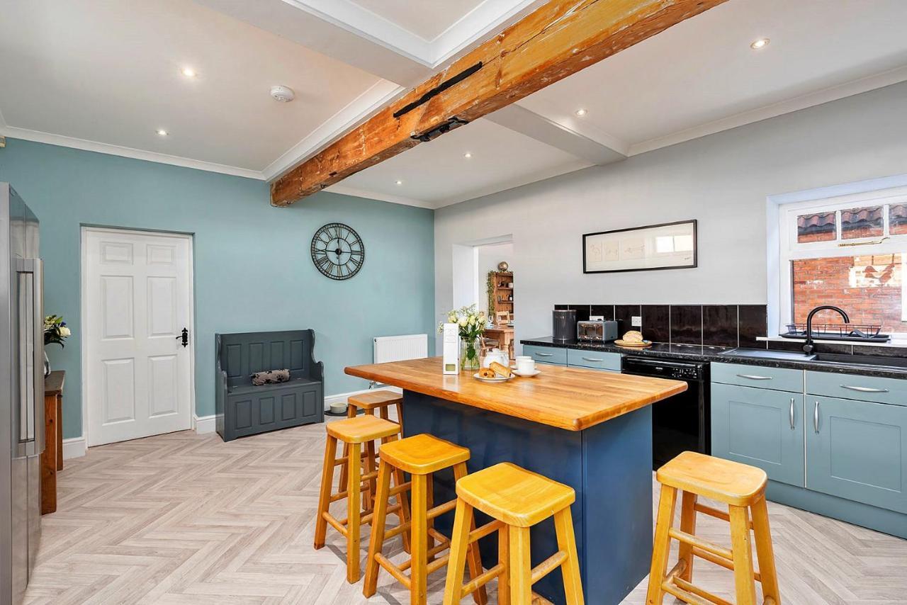 Finest Retreats - South Barn Villa Winestead Buitenkant foto
