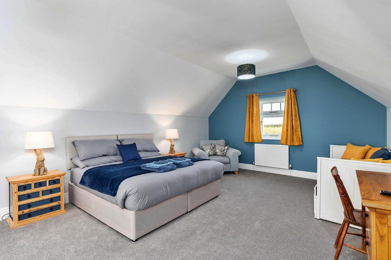Finest Retreats - South Barn Villa Winestead Buitenkant foto